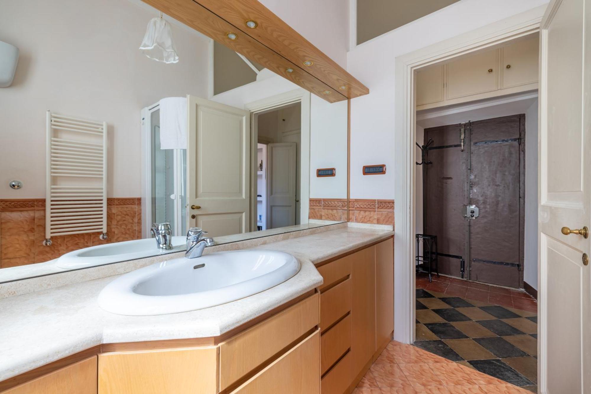 Charming Apartment At Spanish Steps, No Elevator Рим Екстер'єр фото